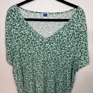 Old Navy- Green and White top Size XXL